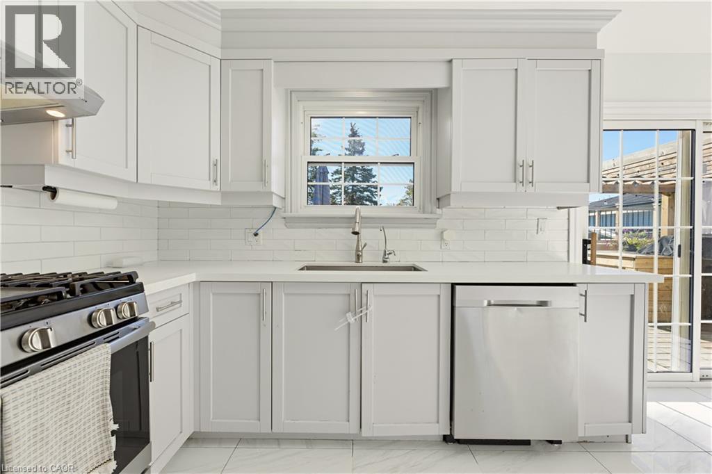 49 George Street, New Hamburg, Ontario  N3A 1W5 - Photo 6 - 40873107