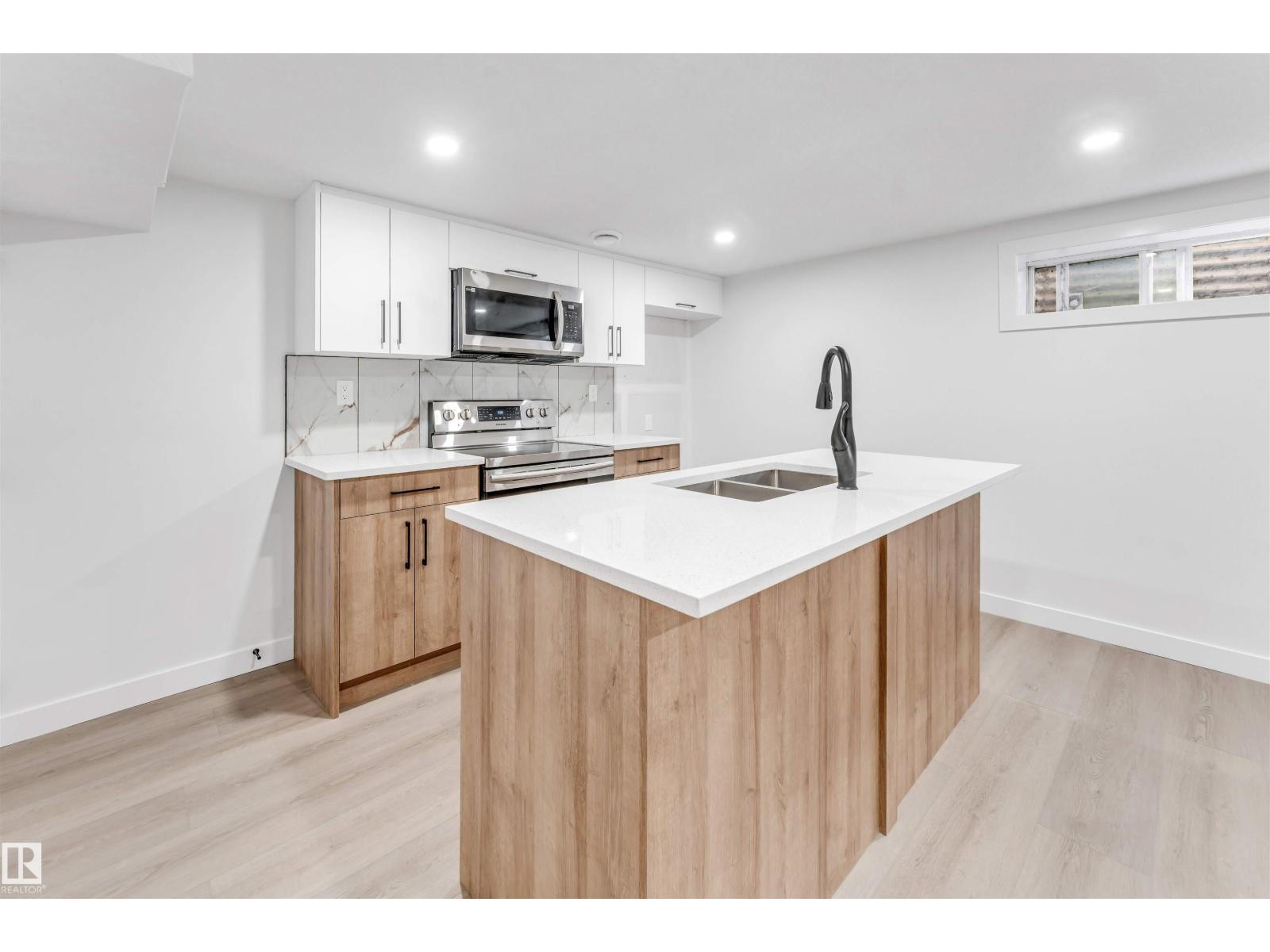 3003 36 St NW, Edmonton, Alberta  T6L 4N5 - Photo 9 - E4513930