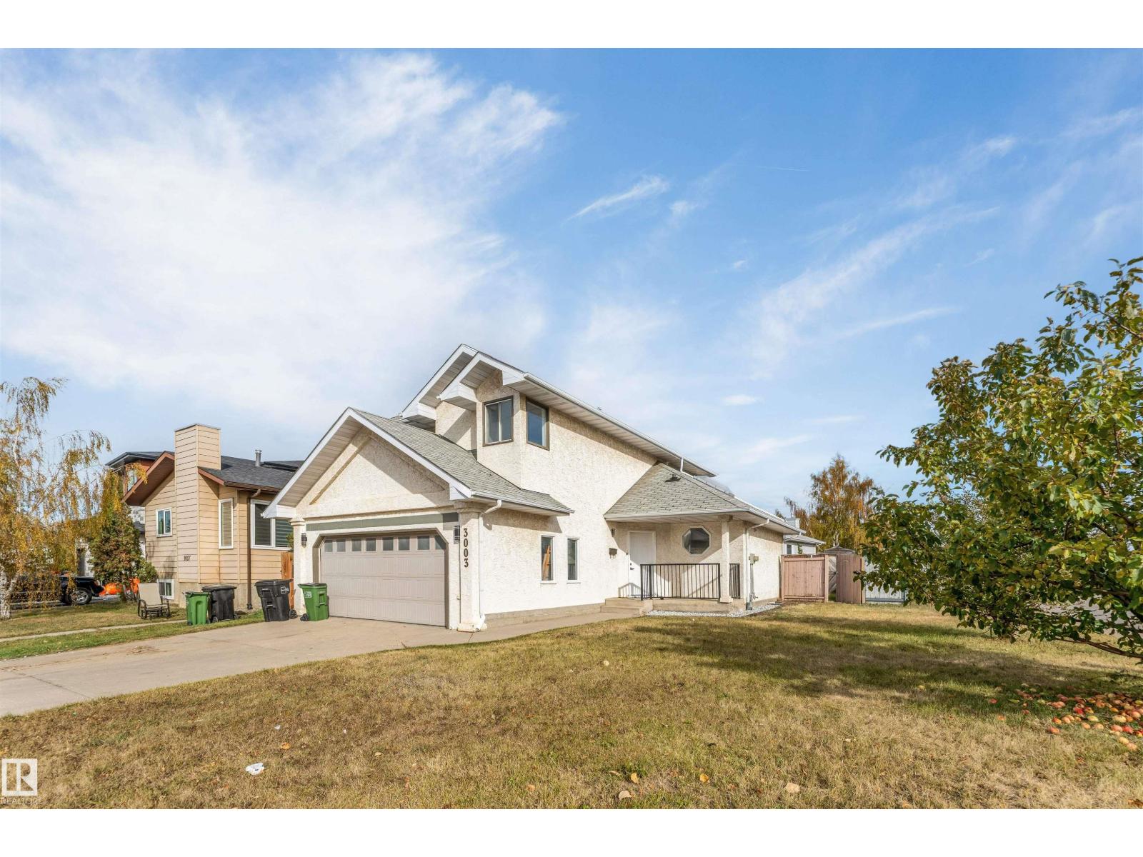 3003 36 St NW, Edmonton, Alberta  T6L 4N5 - Photo 1 - E4513930