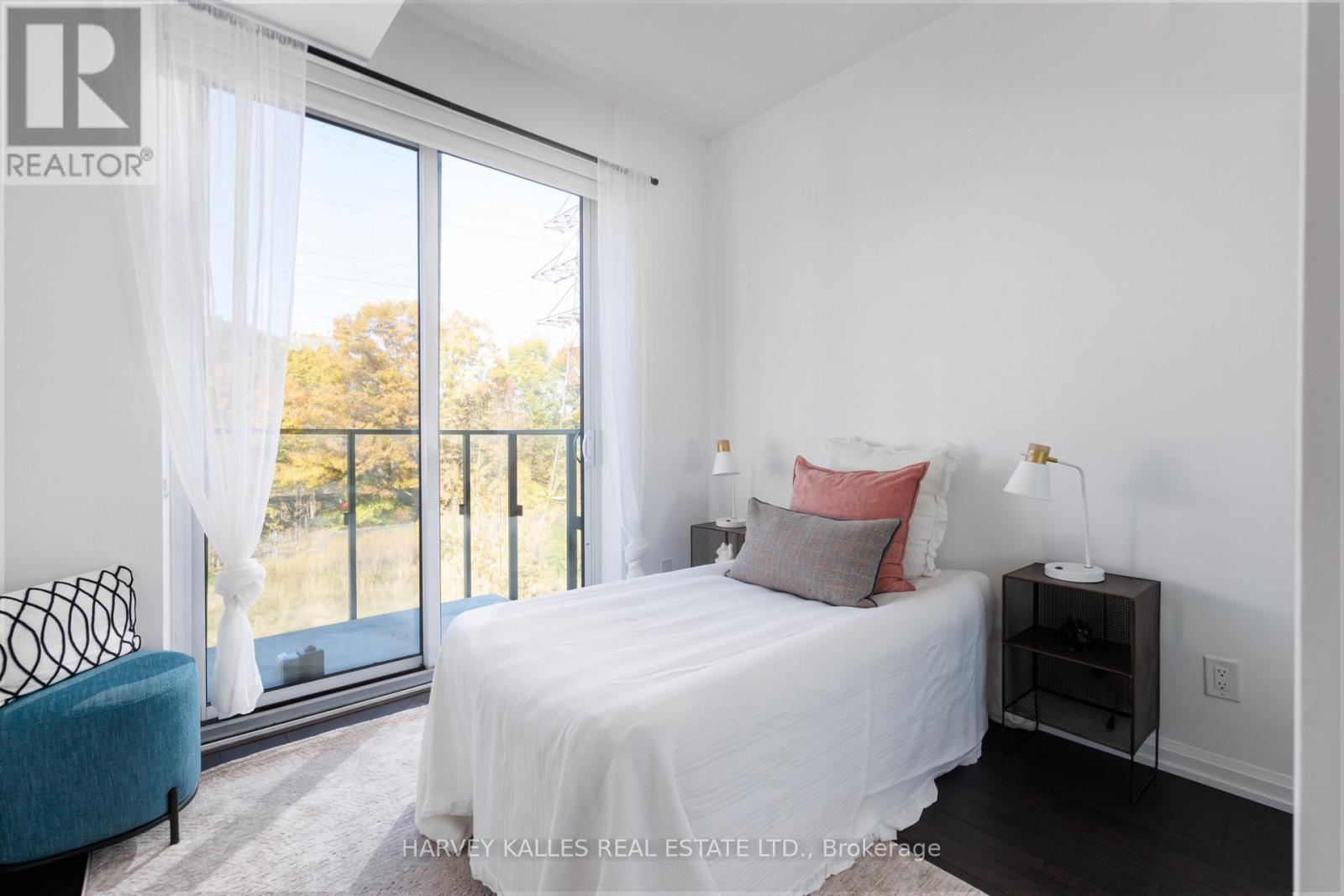 Th49 - 10 Brin Drive, Toronto (Edenbridge-Humber Valley), Ontario  M8X 0B3 - Photo 27 - W14110892