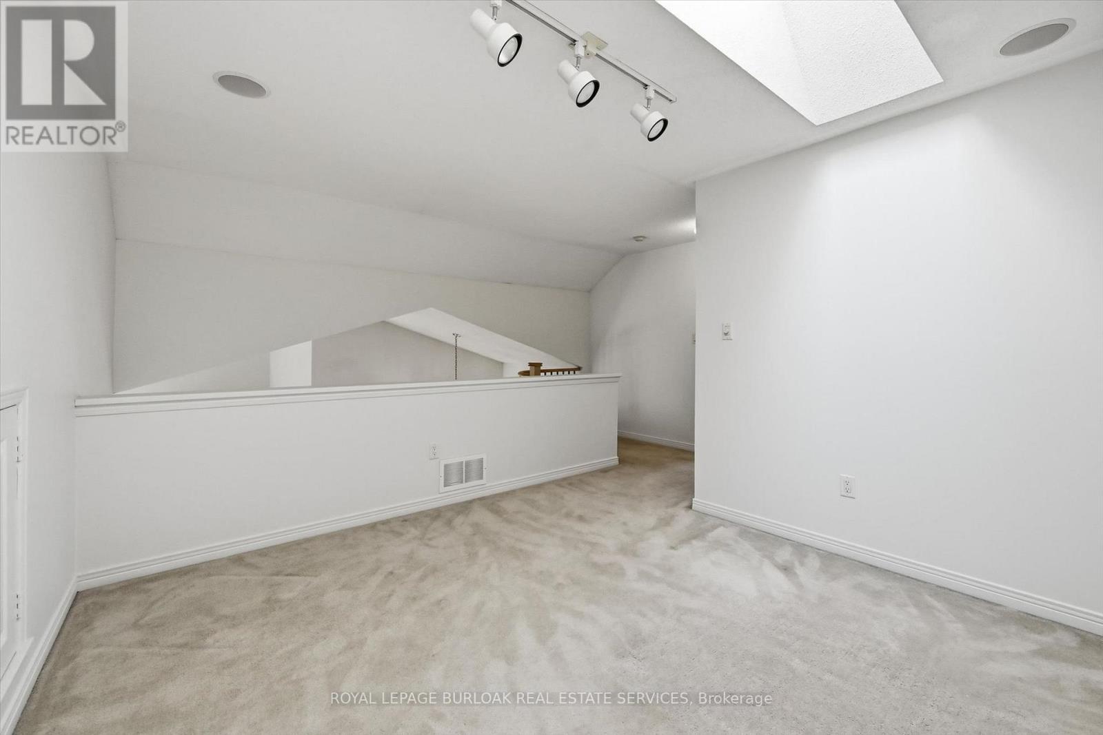 2256 Turnberry Road, Burlington, Ontario  L7M 4S6 - Photo 25 - W14110916