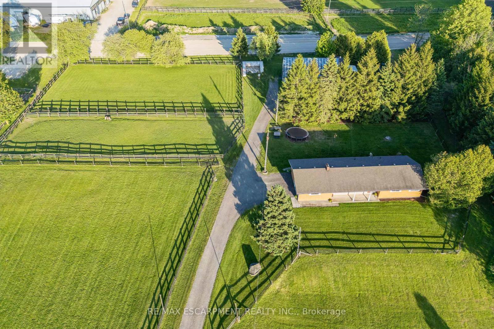 1250 Arkell Road, Milton, Ontario  N1H 6H8 - Photo 33 - W14110938