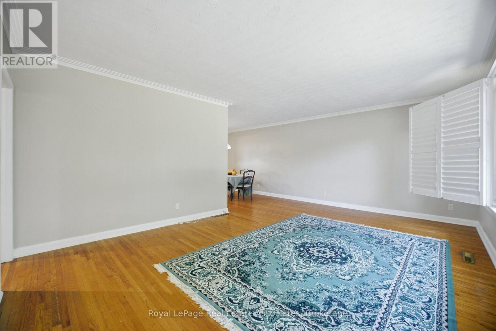 1636 Springwell Avenue, Mississauga (Clarkson), Ontario  L5J 3H9 - Photo 10 - W14110974