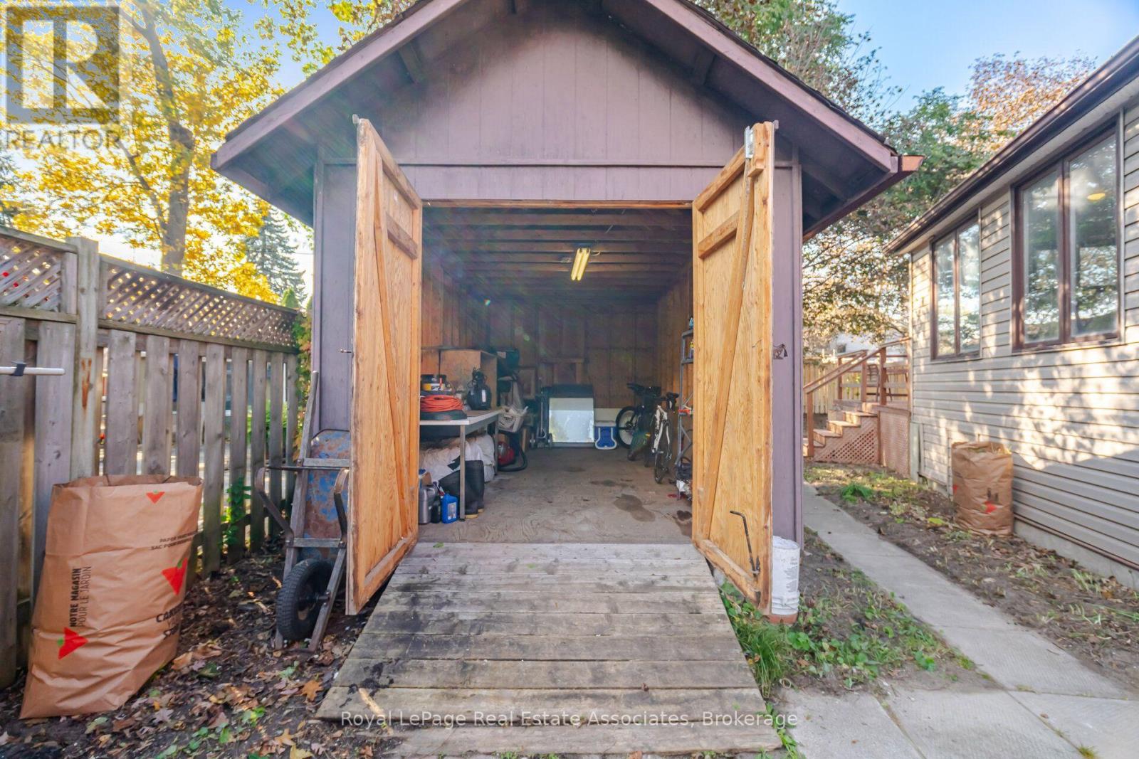 1636 Springwell Avenue, Mississauga (Clarkson), Ontario  L5J 3H9 - Photo 49 - W14110974