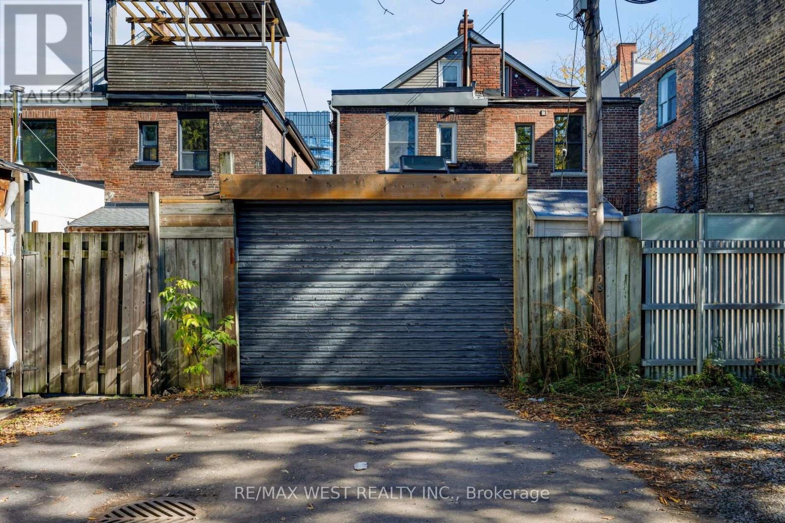 12 Strickland Avenue, Toronto (Roncesvalles), Ontario  M6K 2H8 - Photo 32 - W14111022