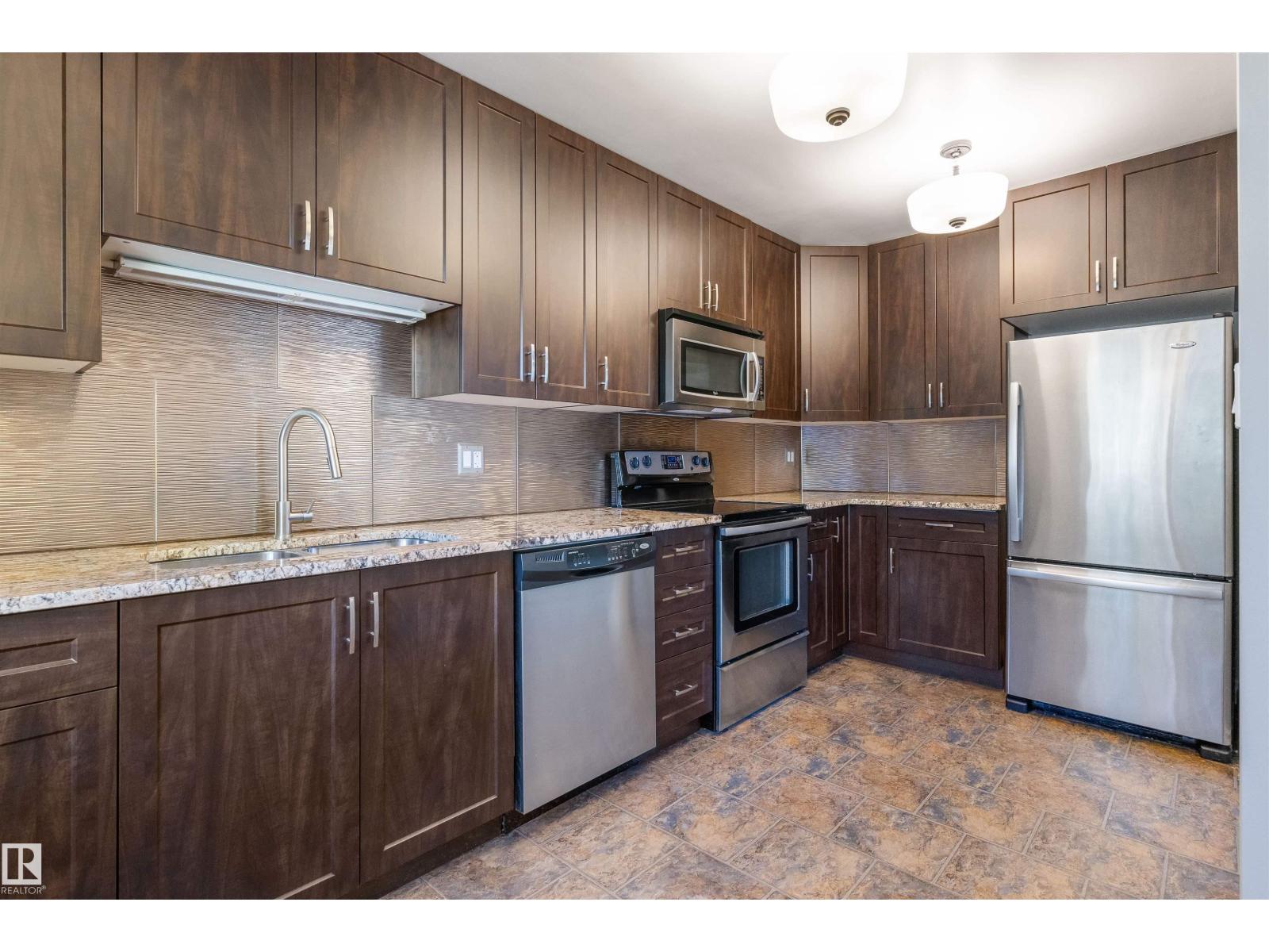 11643 137 St NW, Edmonton, Alberta  T5M 1N8 - Photo 12 - E4514009