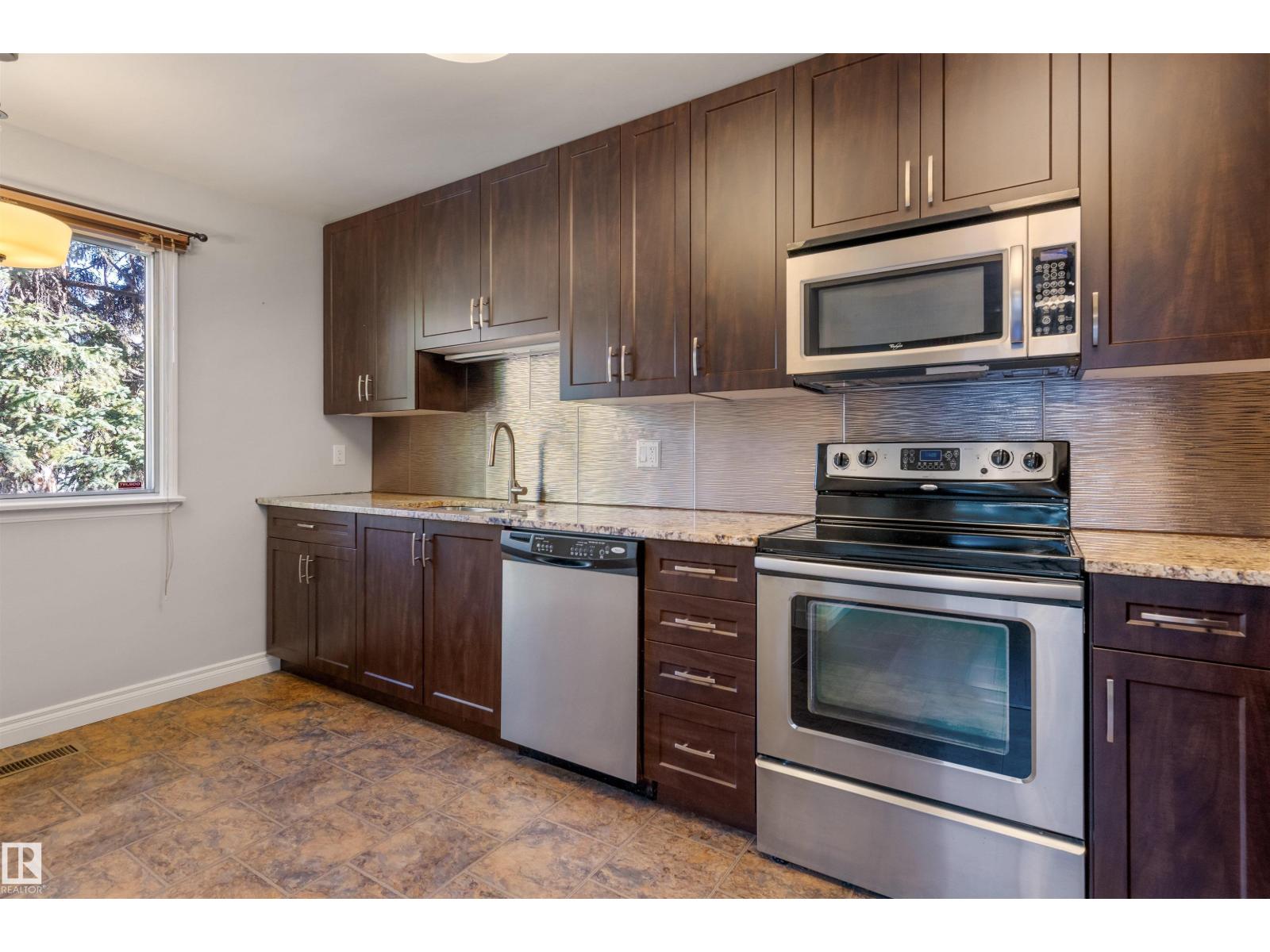 11643 137 St NW, Edmonton, Alberta  T5M 1N8 - Photo 13 - E4514009