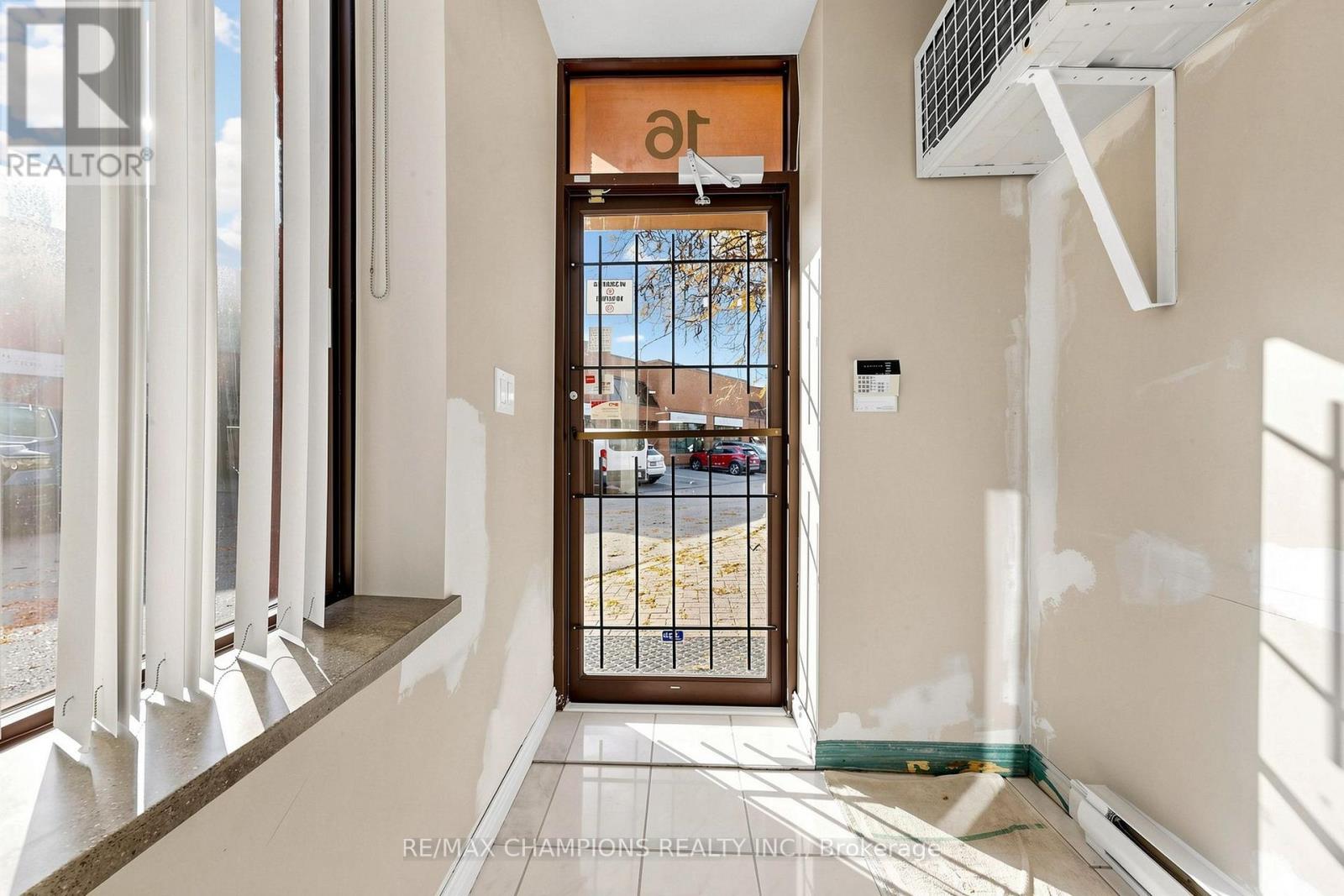 16 - 3 Brewster Road, Brampton, Ontario  L6T 5G9 - Photo 10 - W13871068