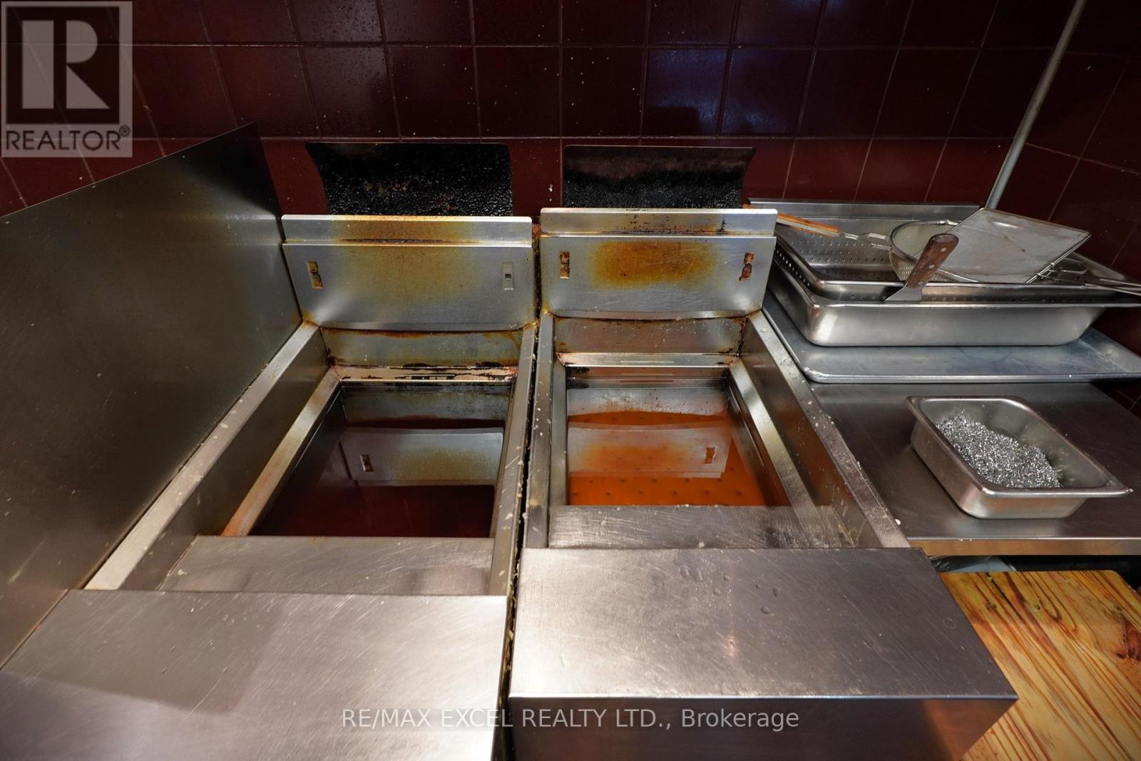 126 Willowdale Avenue, Toronto, Ontario  M2N 4Y2 - Photo 16 - C13668310