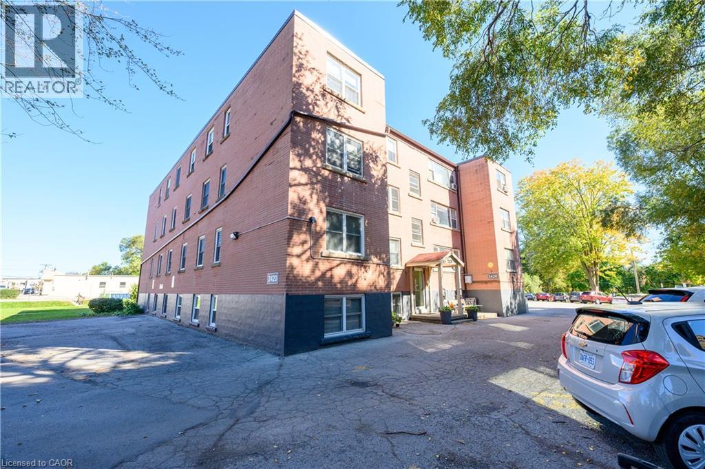 2420 New Street Unit# 1, Halton, Ontario  L7R 1J6 - Photo 3 - 40873216