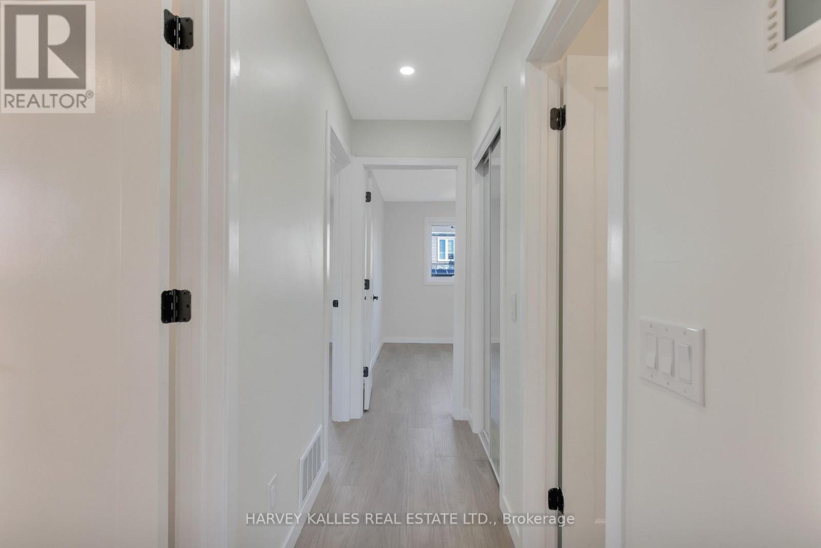 23 Cog Hill Drive, Vaughan, Ontario  L4K 1M6 - Photo 23 - N14109100