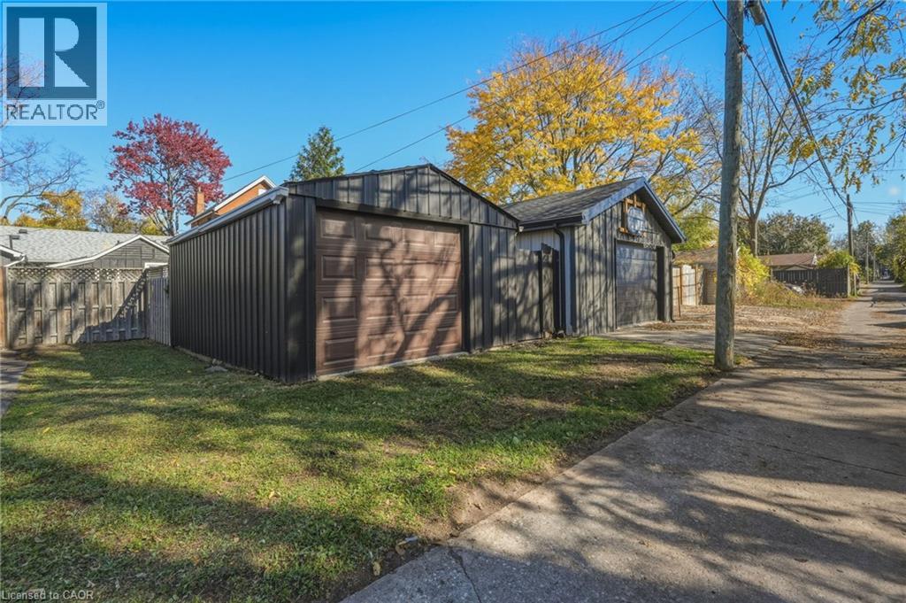 63 Chatham Street, Hamilton, Ontario  L8P 2B3 - Photo 22 - 40873318