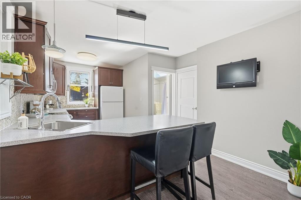 63 Chatham Street, Hamilton, Ontario  L8P 2B3 - Photo 9 - 40873318