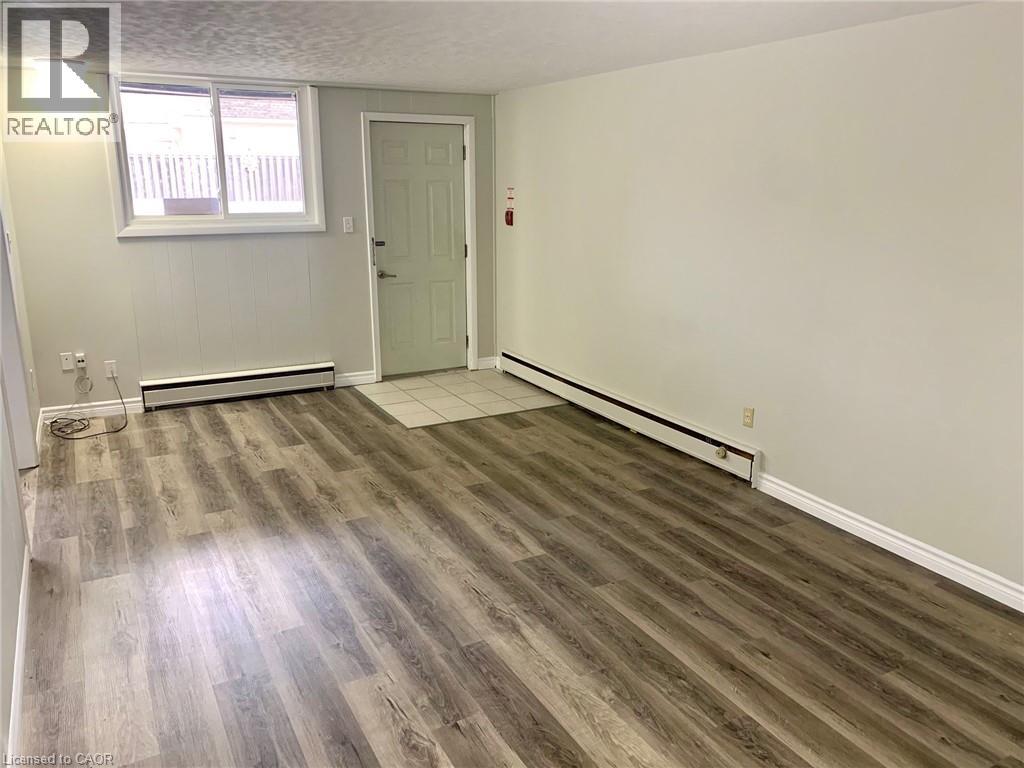 127 Ann Street, Kitchener, Ontario  N2B 1Y2 - Photo 2 - 40873430