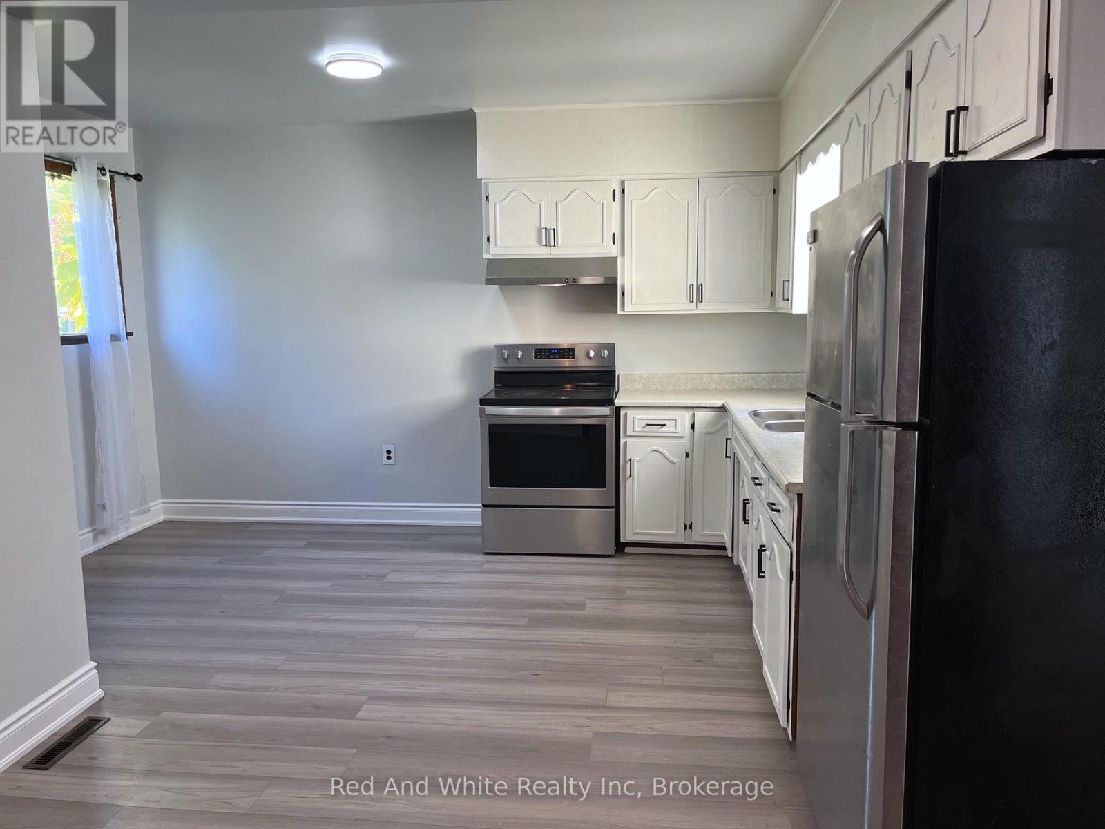 1279 Hamilton Street, Cambridge, Ontario  N3H 3G4 - Photo 12 - X14084616