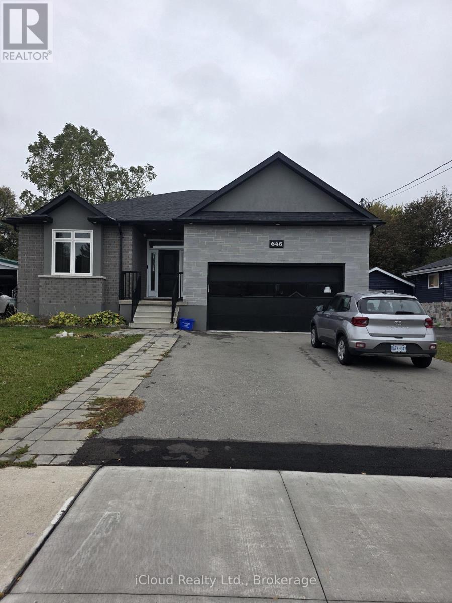 646 WEST 5TH STREET, Hamilton, Ontario
