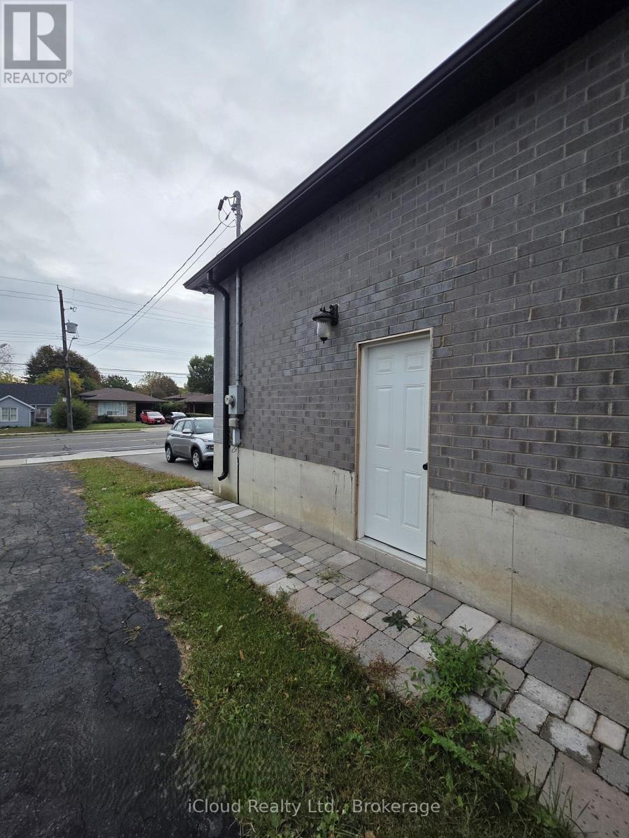 646 West 5th Street, Hamilton, Ontario  L9C 3R2 - Photo 14 - X14111030