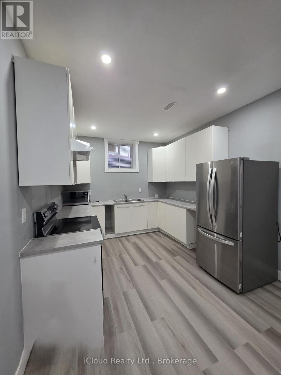 646 West 5th Street, Hamilton, Ontario  L9C 3R2 - Photo 2 - X14111030