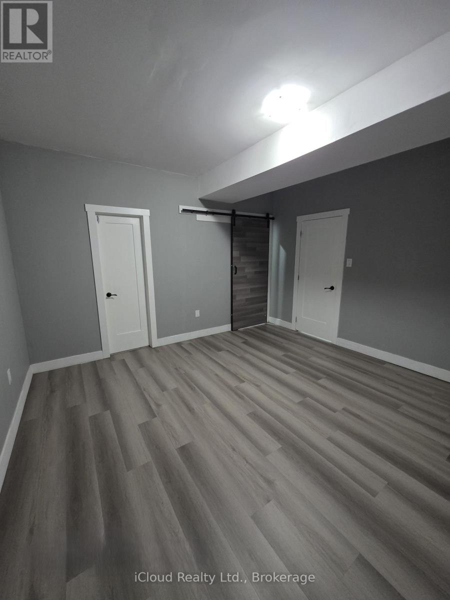 646 West 5th Street, Hamilton, Ontario  L9C 3R2 - Photo 8 - X14111030