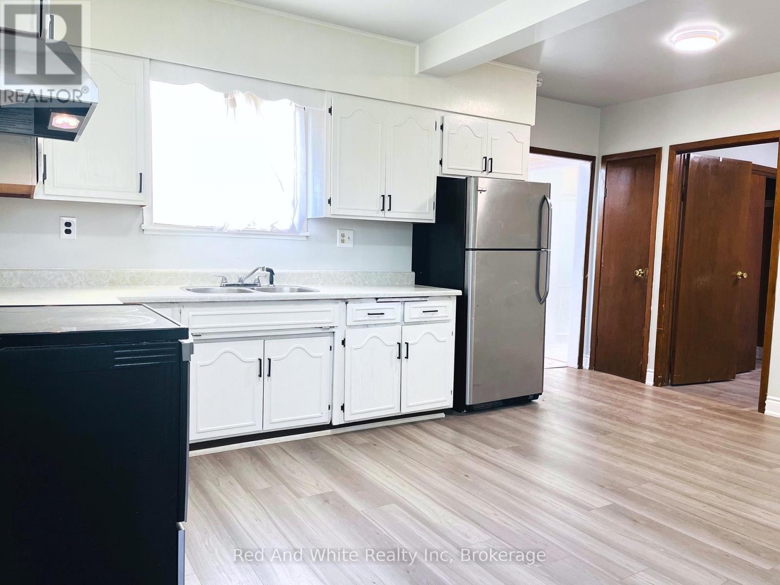 1279 Hamilton Street, Cambridge, Ontario  N3H 3G4 - Photo 11 - X14084616