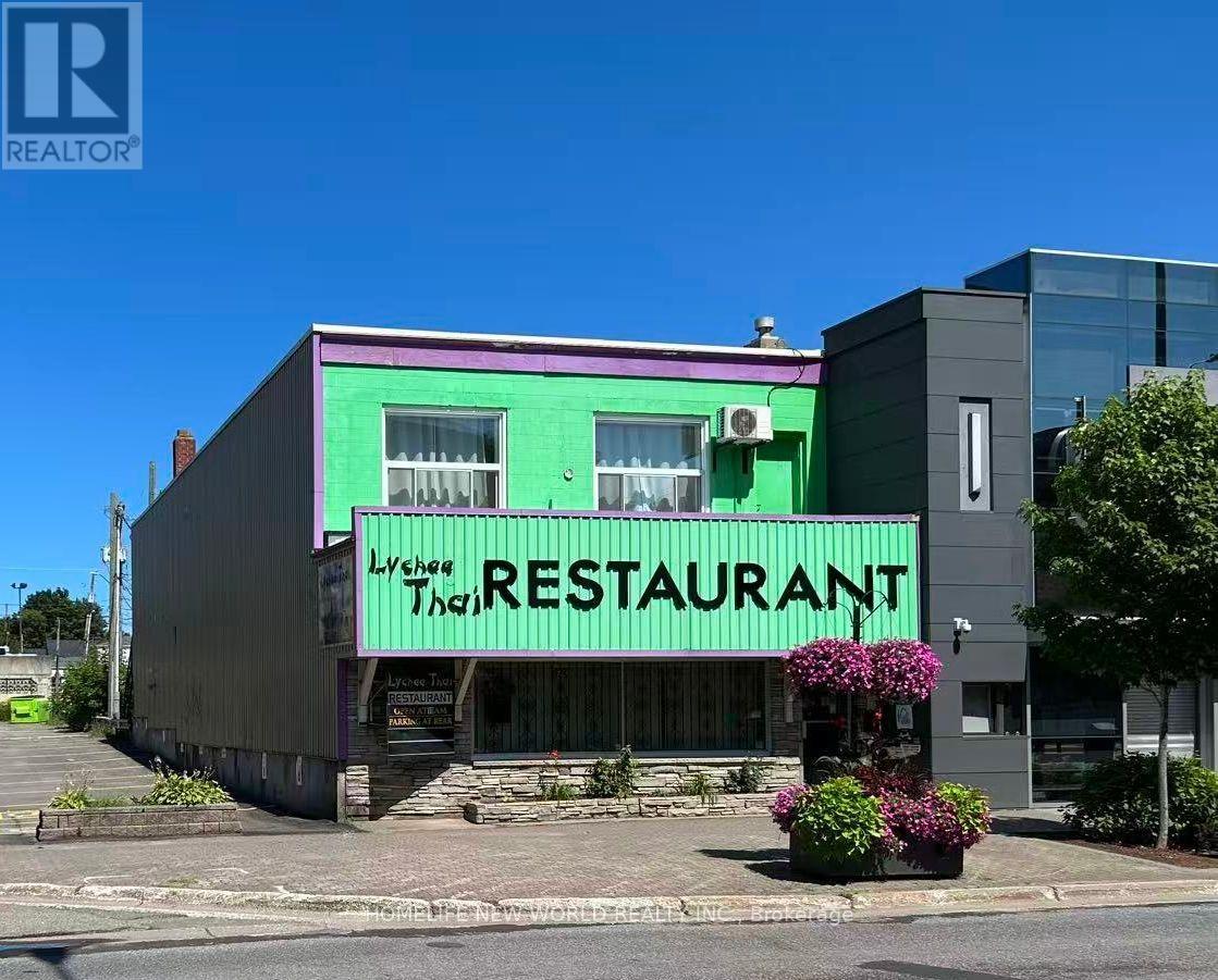 280 Queen Street E, Sault Ste Marie, Ontario  P6A 1Y7 - Photo 2 - X13667516