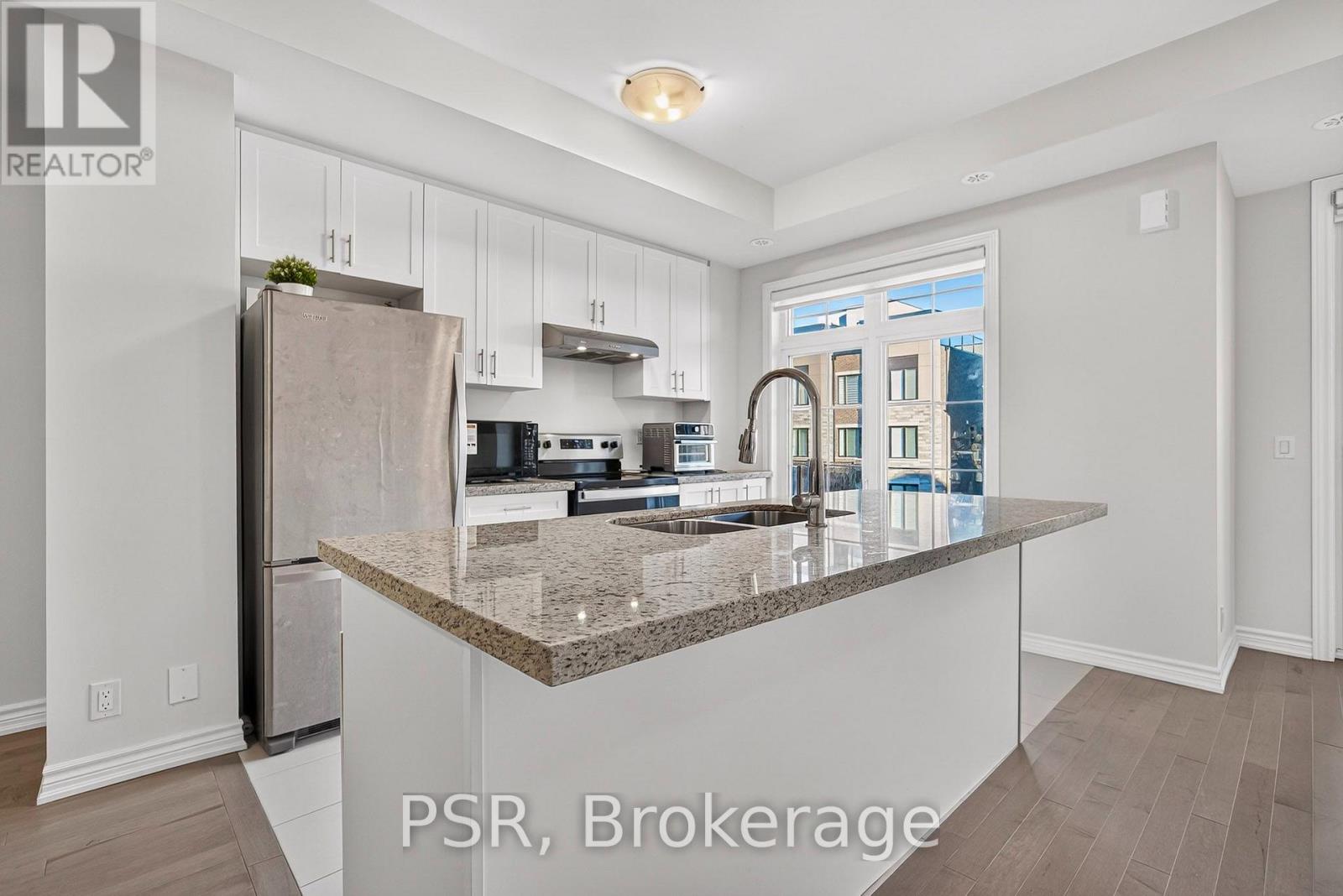 88 William Shearn Crescent, Markham, Ontario  L6C 3J4 - Photo 5 - N14099354