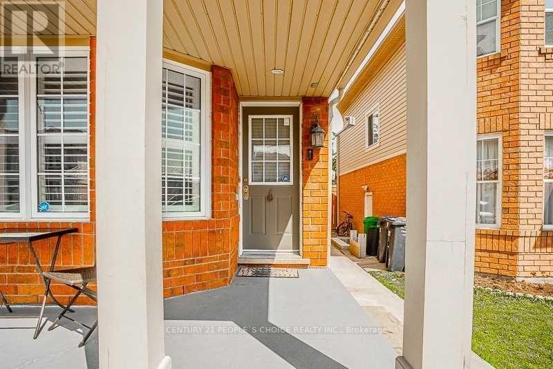 50 Sweetwood Circle W, Brampton, Ontario  L7A 2X7 - Photo 2 - W13884800
