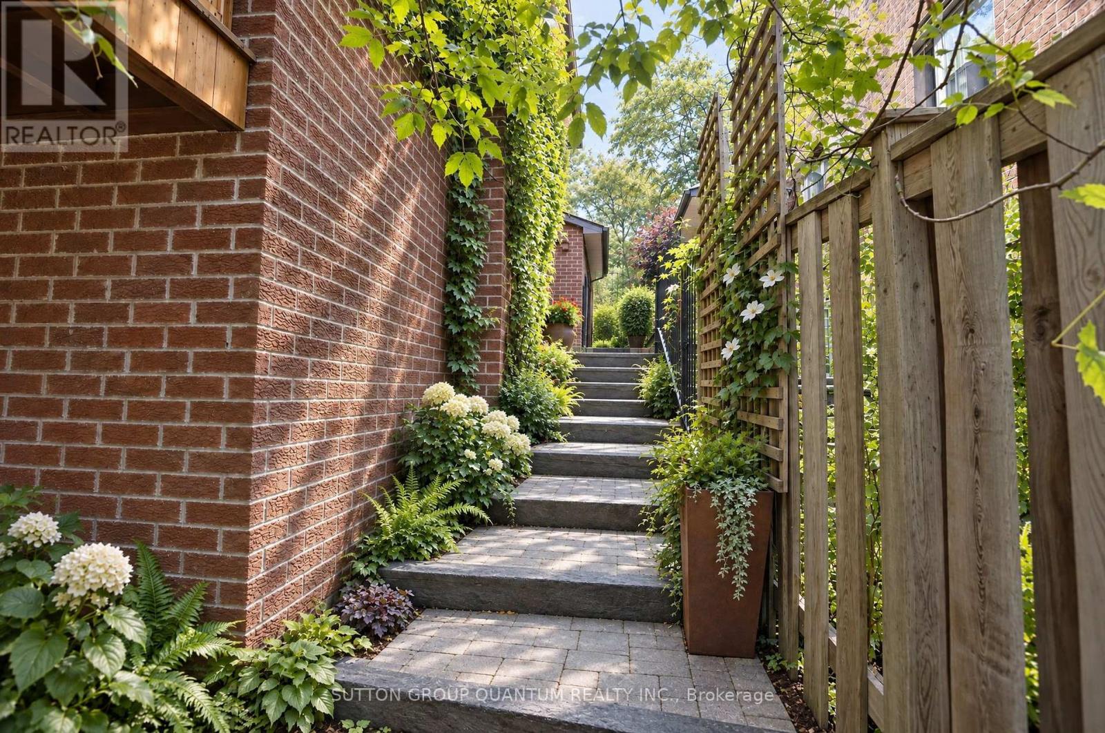 5254 Charnwood Crescent, Mississauga, Ontario L5M 2J9 - Photo 49 - W14090382