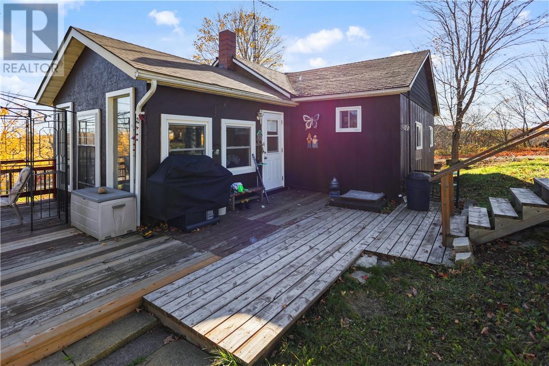 16 Newby's Side Road, Nemi, Ontario  P0P 1S0 - Photo 4 - 2131087