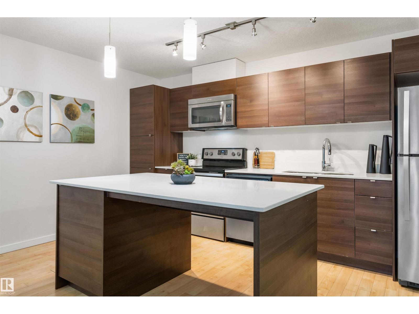 #110 9517 160 Av NW, Edmonton, Alberta  T5Z 0N1 - Photo 6 - E4514005