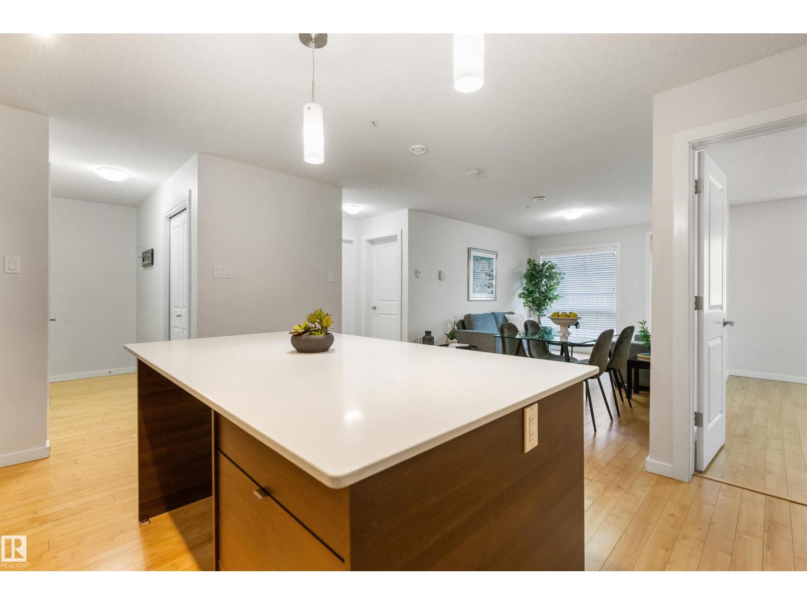 #110 9517 160 Av NW, Edmonton, Alberta  T5Z 0N1 - Photo 11 - E4514005