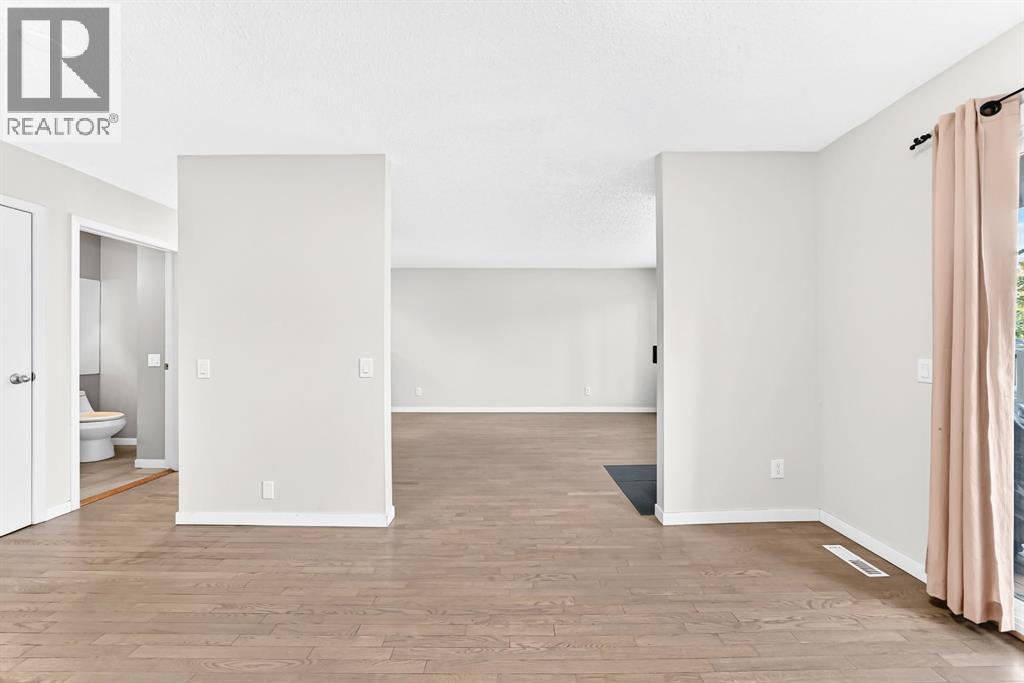 4, 2323 Oakmoor Drive SW, Calgary, Alberta  T2V 4T2 - Photo 18 - A2351730