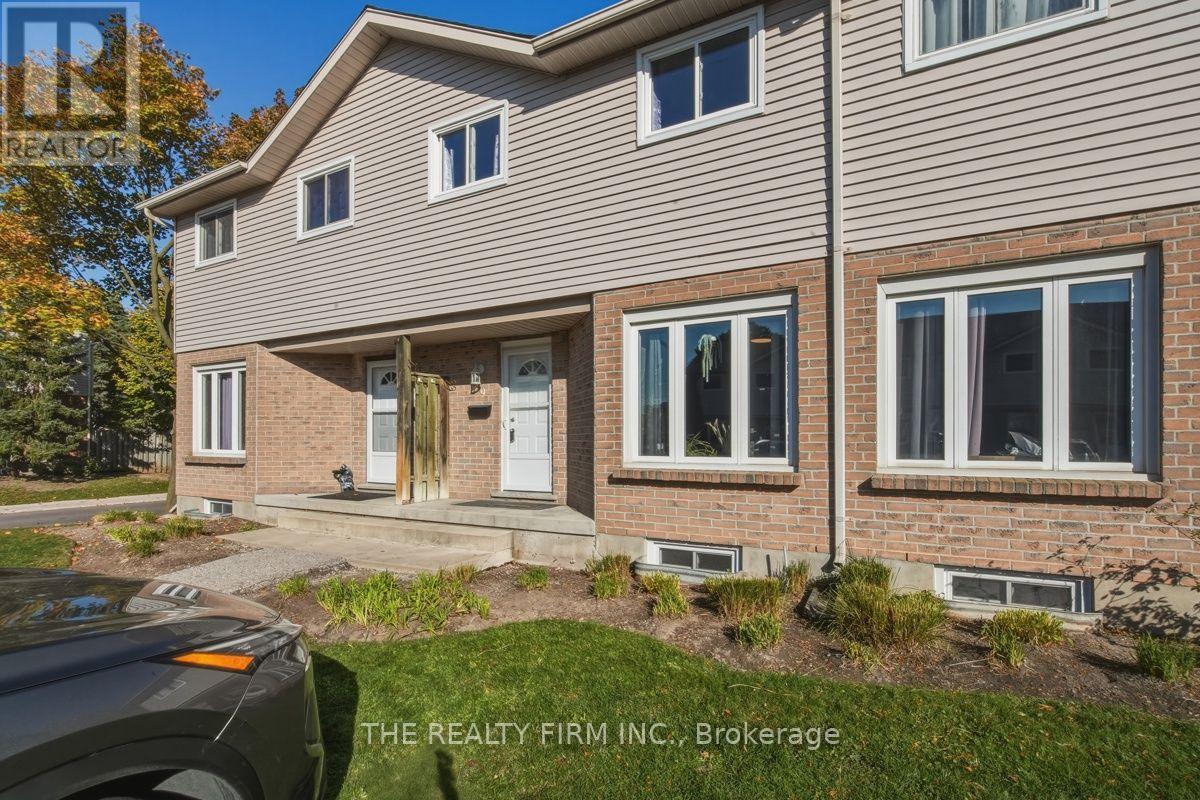 9 - 628 Wharncliffe Road S