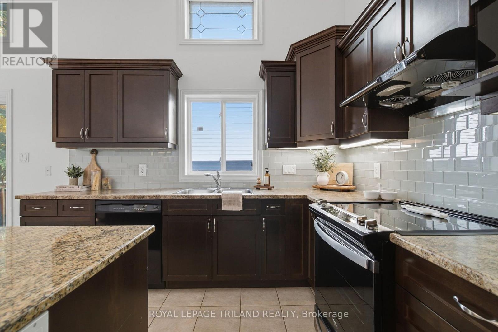 2039 Springridge Drive, London North, Ontario  N5X 0H1 - Photo 11 - X14111274