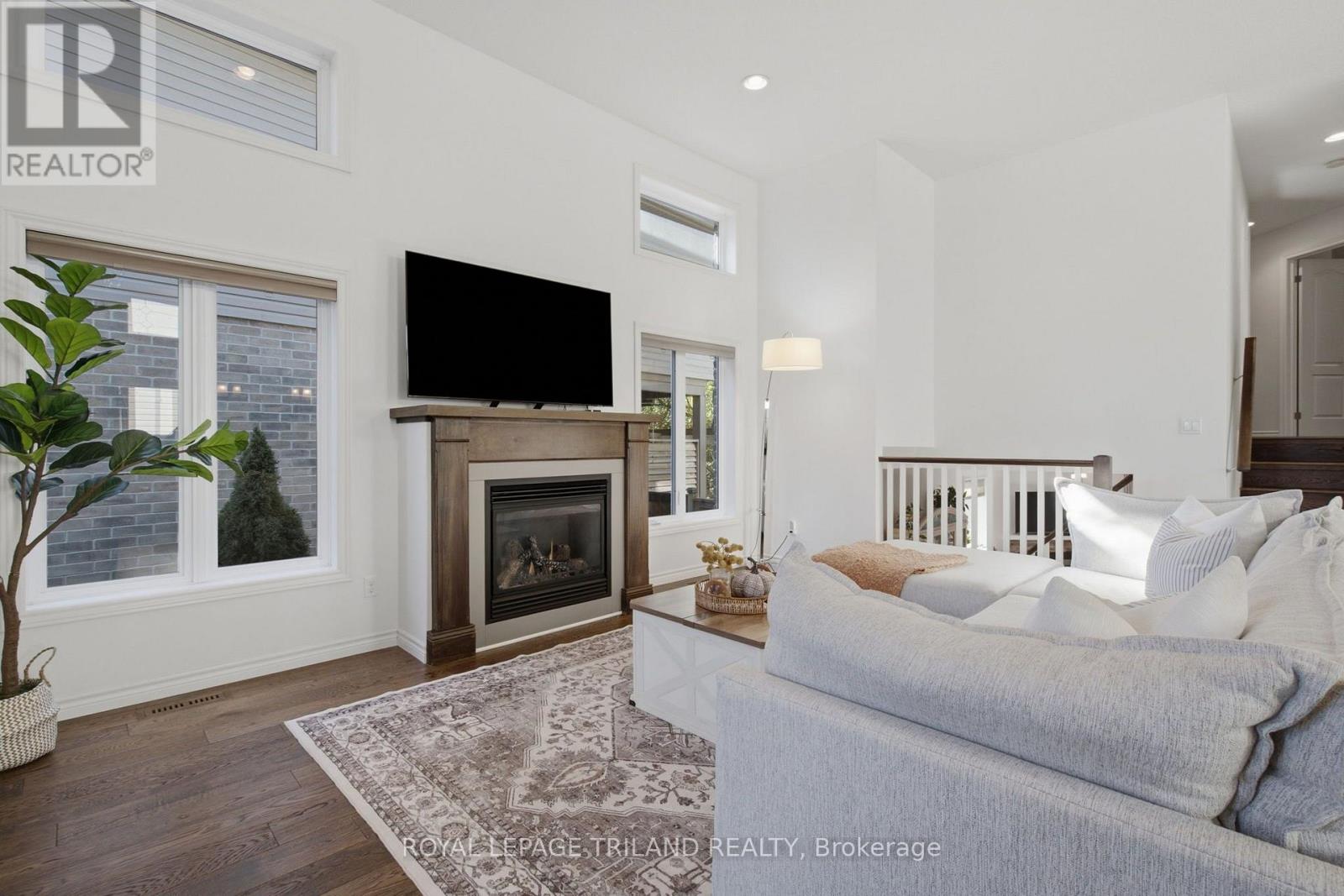 2039 Springridge Drive, London North, Ontario  N5X 0H1 - Photo 6 - X14111274