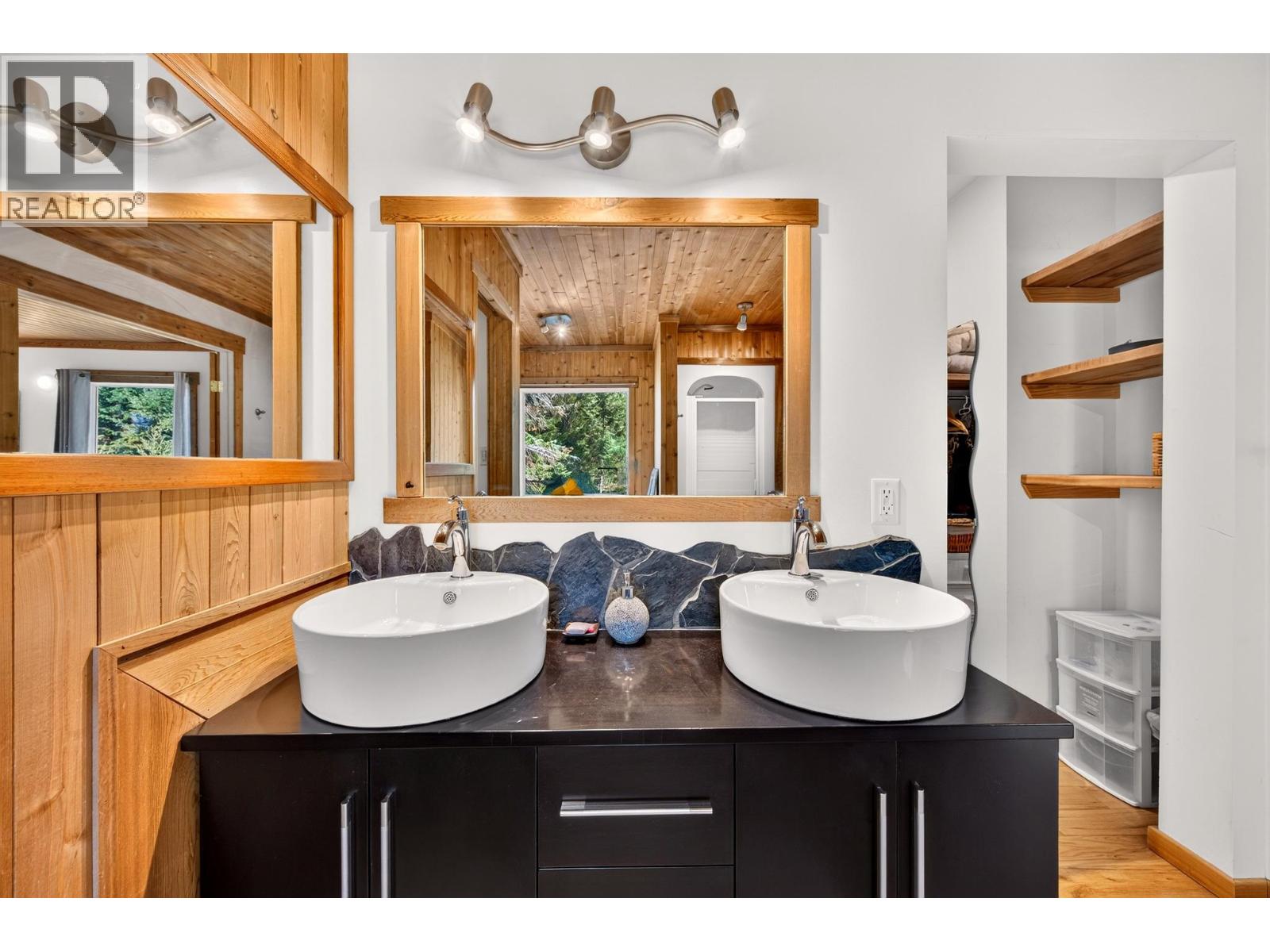 865 BARBER Road