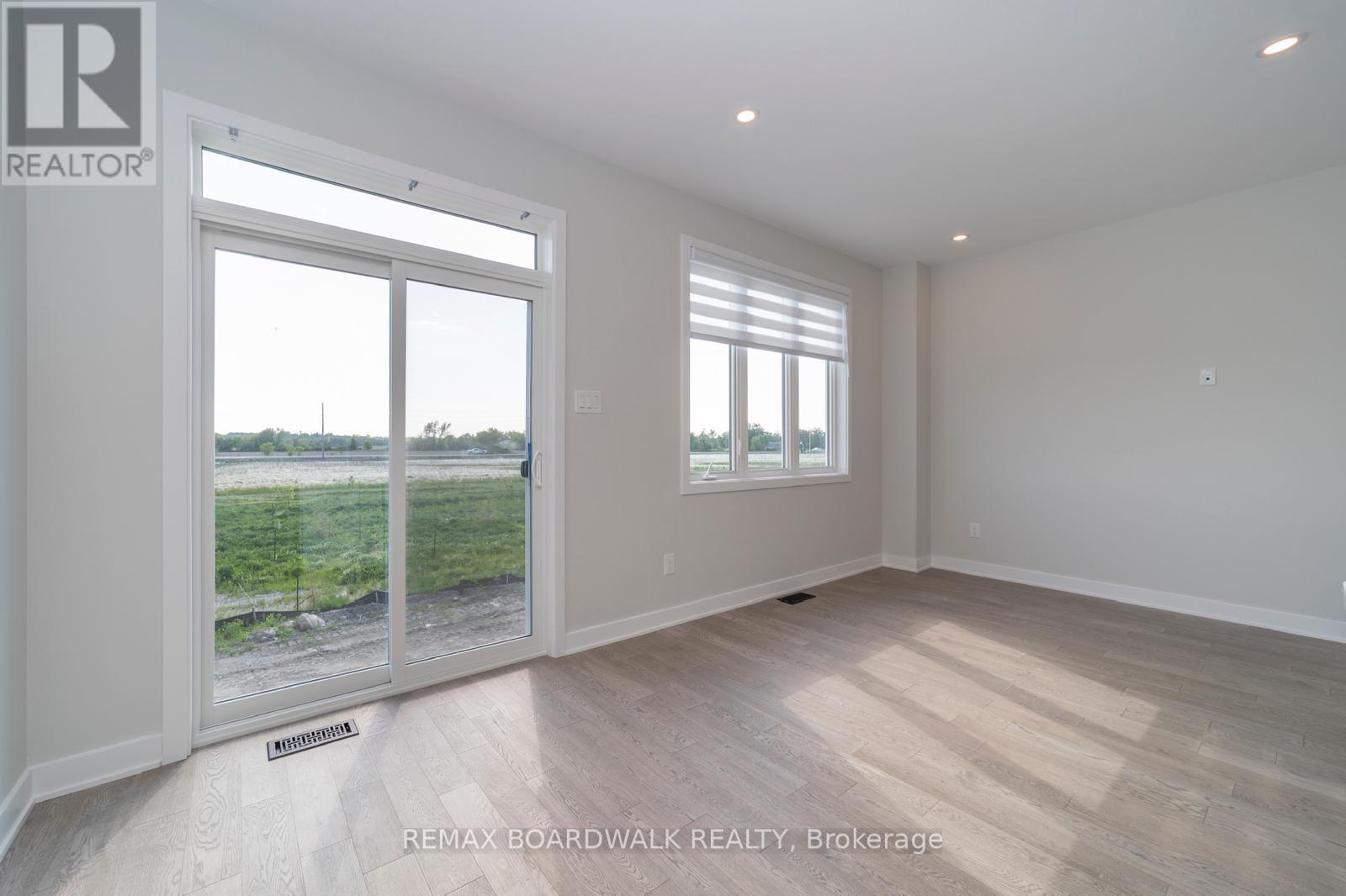 128 Main Halyard Lane, Ottawa, Ontario  K2J 7B6 - Photo 11 - X14111040