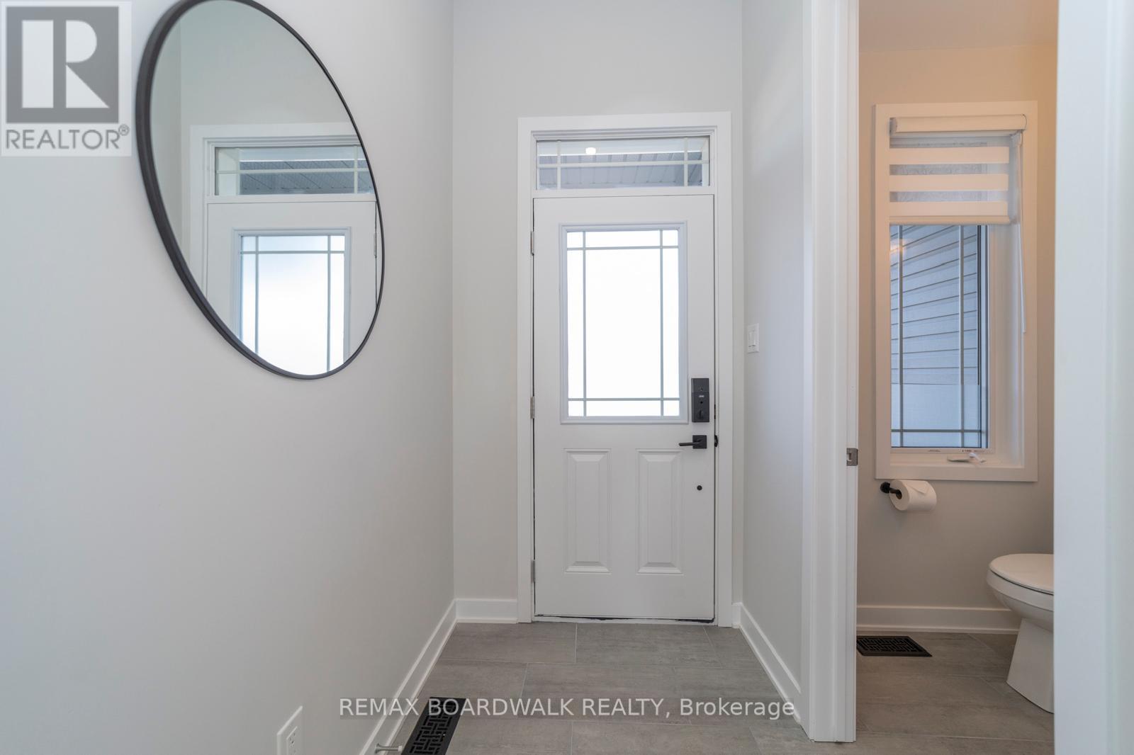 128 Main Halyard Lane, Ottawa, Ontario  K2J 7B6 - Photo 2 - X14111040