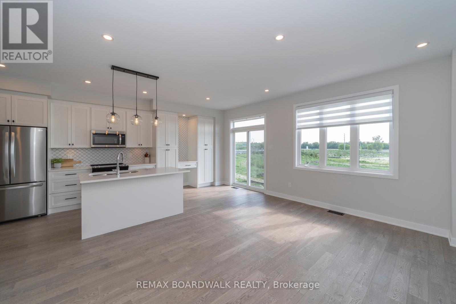 128 Main Halyard Lane, Ottawa, Ontario  K2J 7B6 - Photo 7 - X14111040