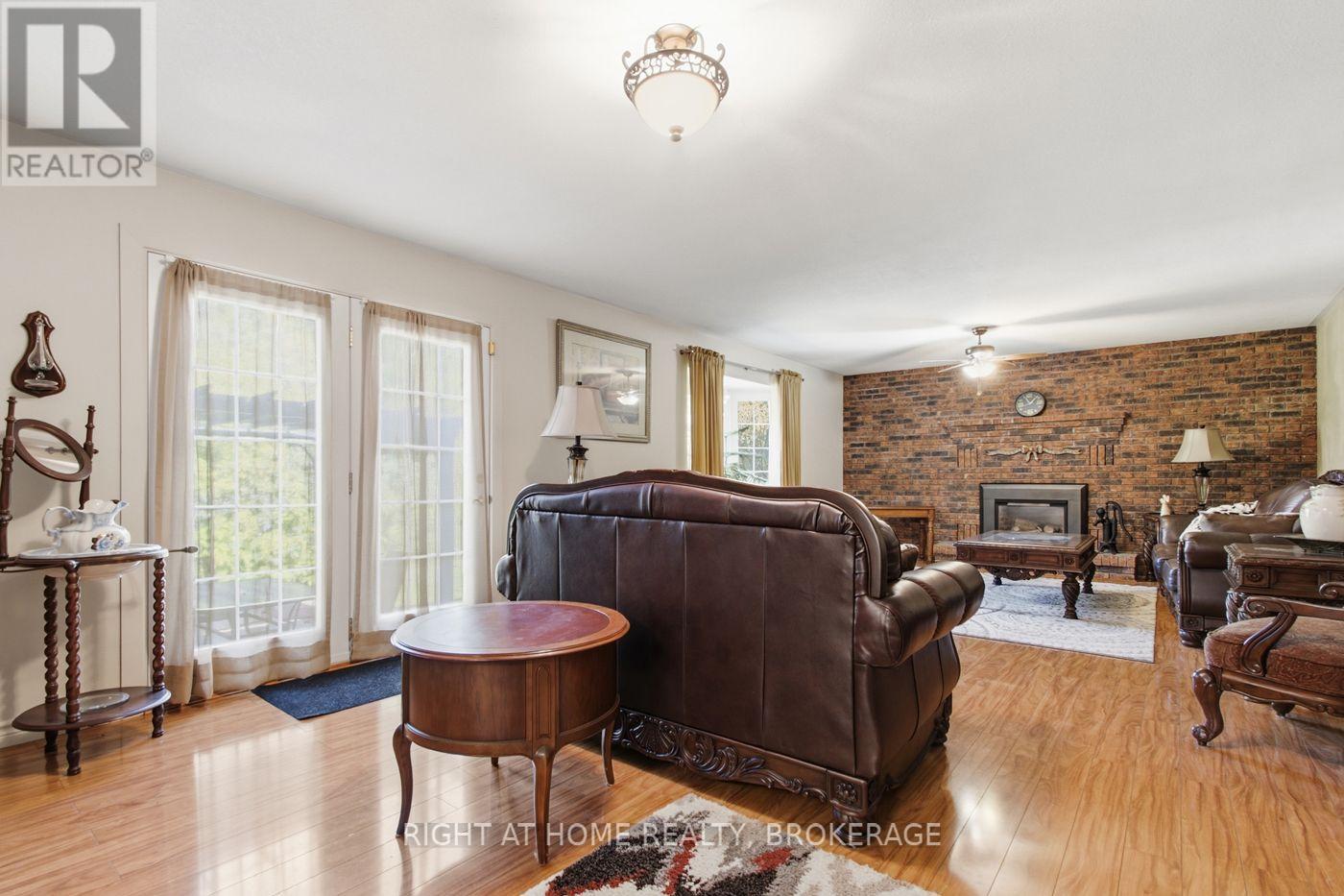 7060 Garner Road, Niagara Falls, Ontario  L2E 6S4 - Photo 21 - X14111046