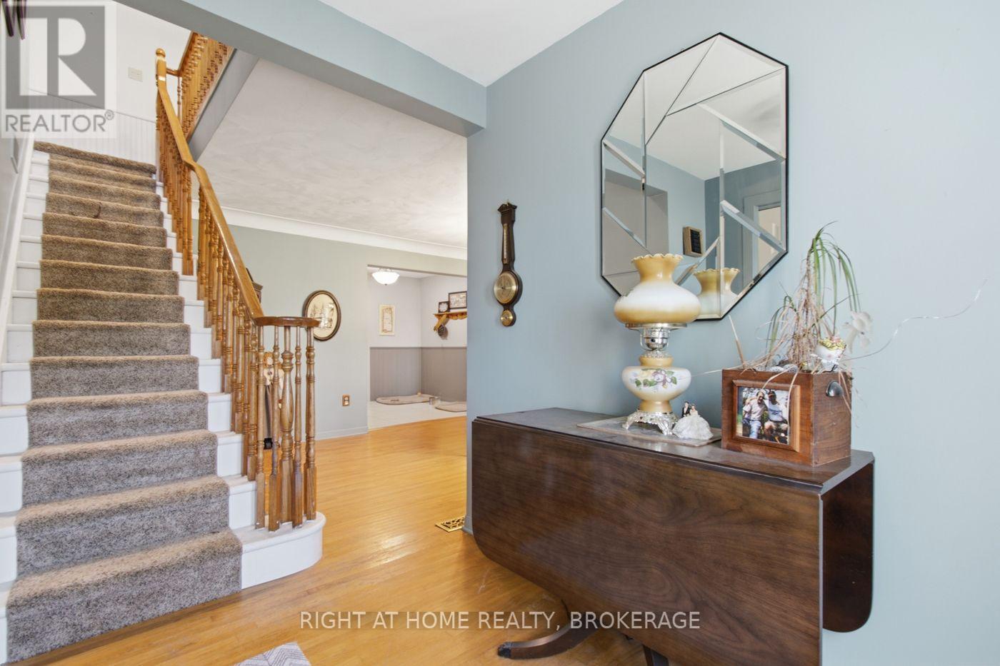 7060 Garner Road, Niagara Falls, Ontario  L2E 6S4 - Photo 24 - X14111046