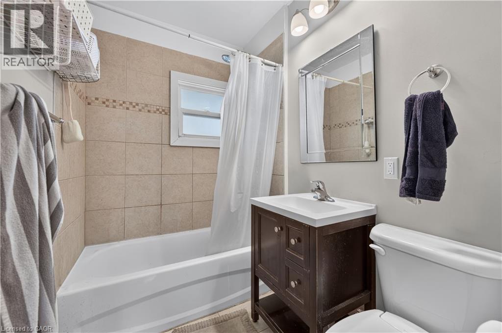 20 Granton Street Unit# 2, Hamilton, Ontario  L8S 3C2 - Photo 3 - 40873607