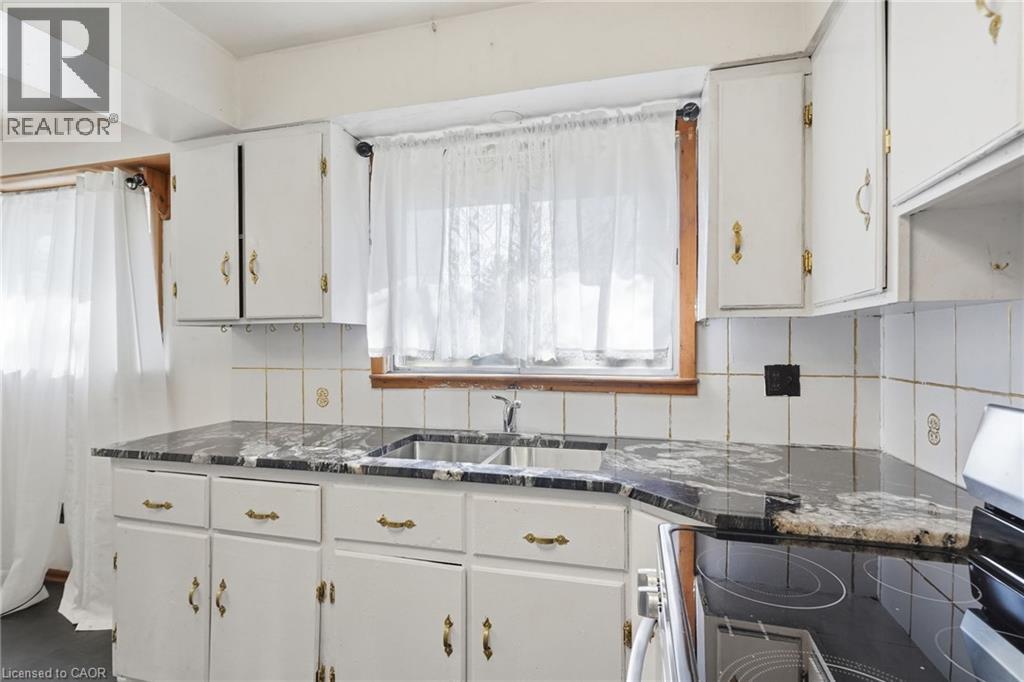 1181 Highway No. 8, Stoney Creek, Ontario L8E 5G8 - Photo 11 - 40873288