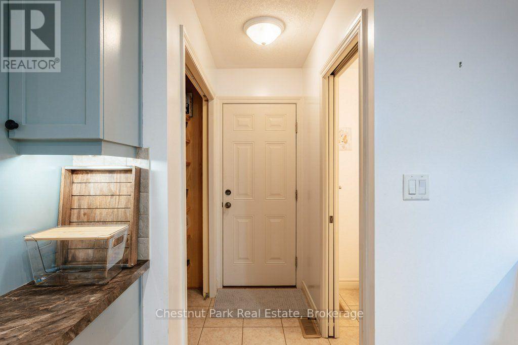 728 Elgin Street, Saugeen Shores, Ontario  N0H 2C4 - Photo 12 - X14111034
