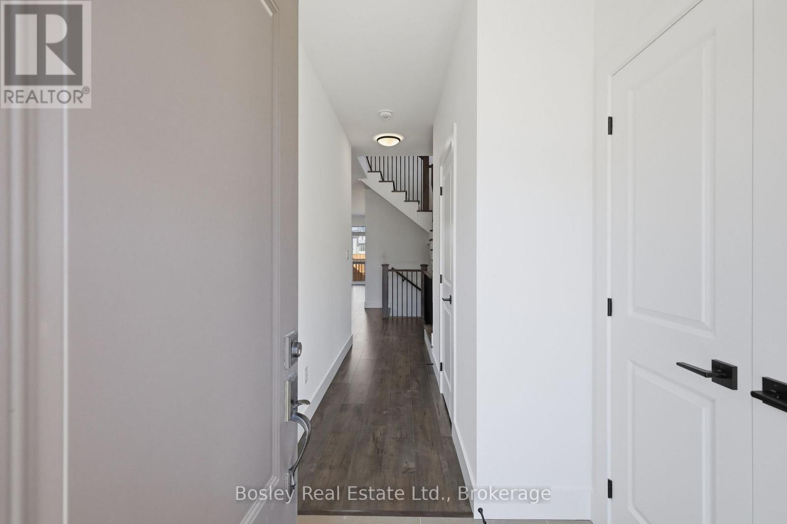 134 White Oak Crescent, Blue Mountains, Ontario  L9Y 0Z3 - Photo 3 - X14111220