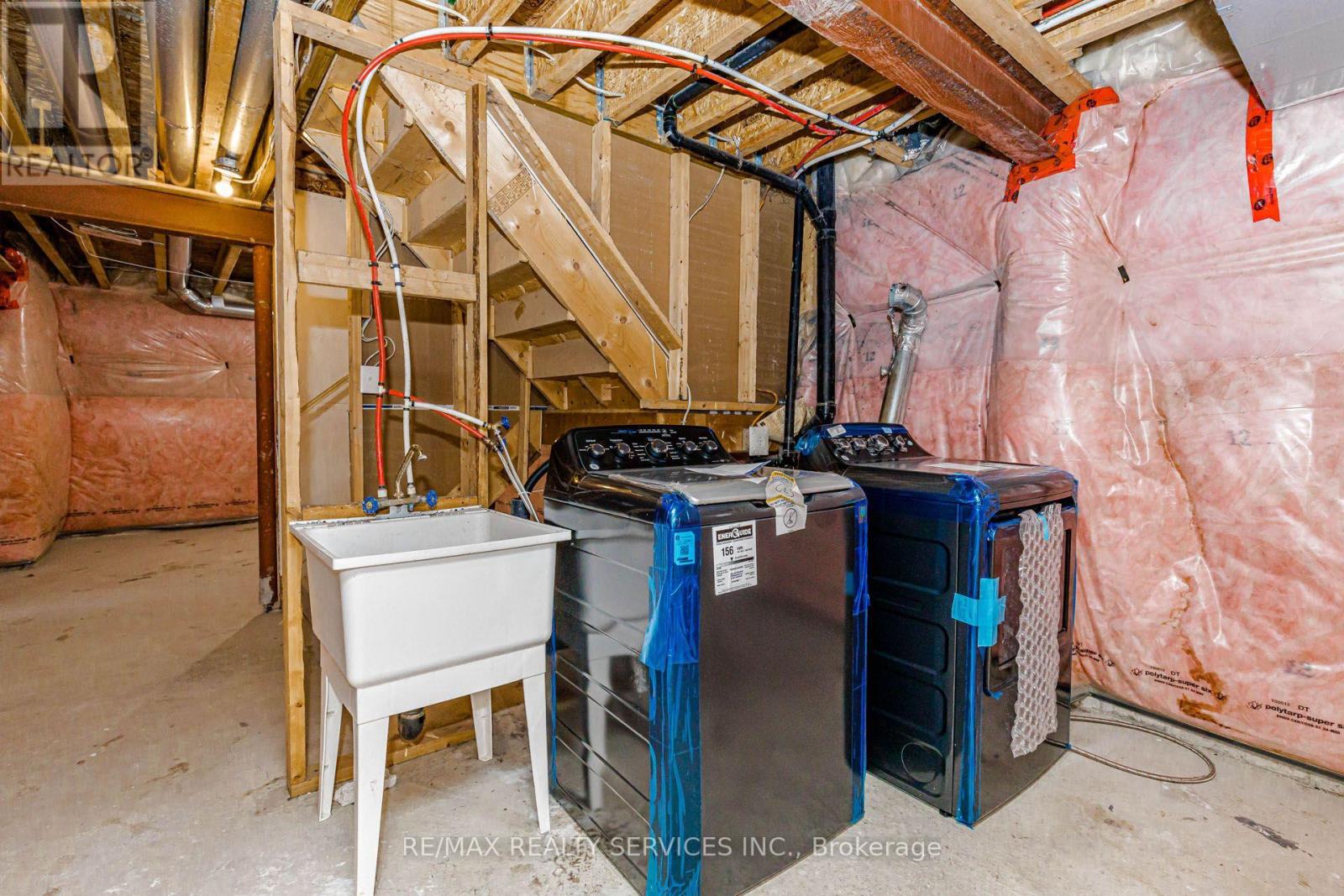 37 Skelton Crescent, Ajax (Central East), Ontario  L1Z 1R4 - Photo 38 - E14111292