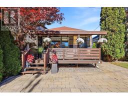 236 VIRGINIA AVENUE, Toronto, Ontario