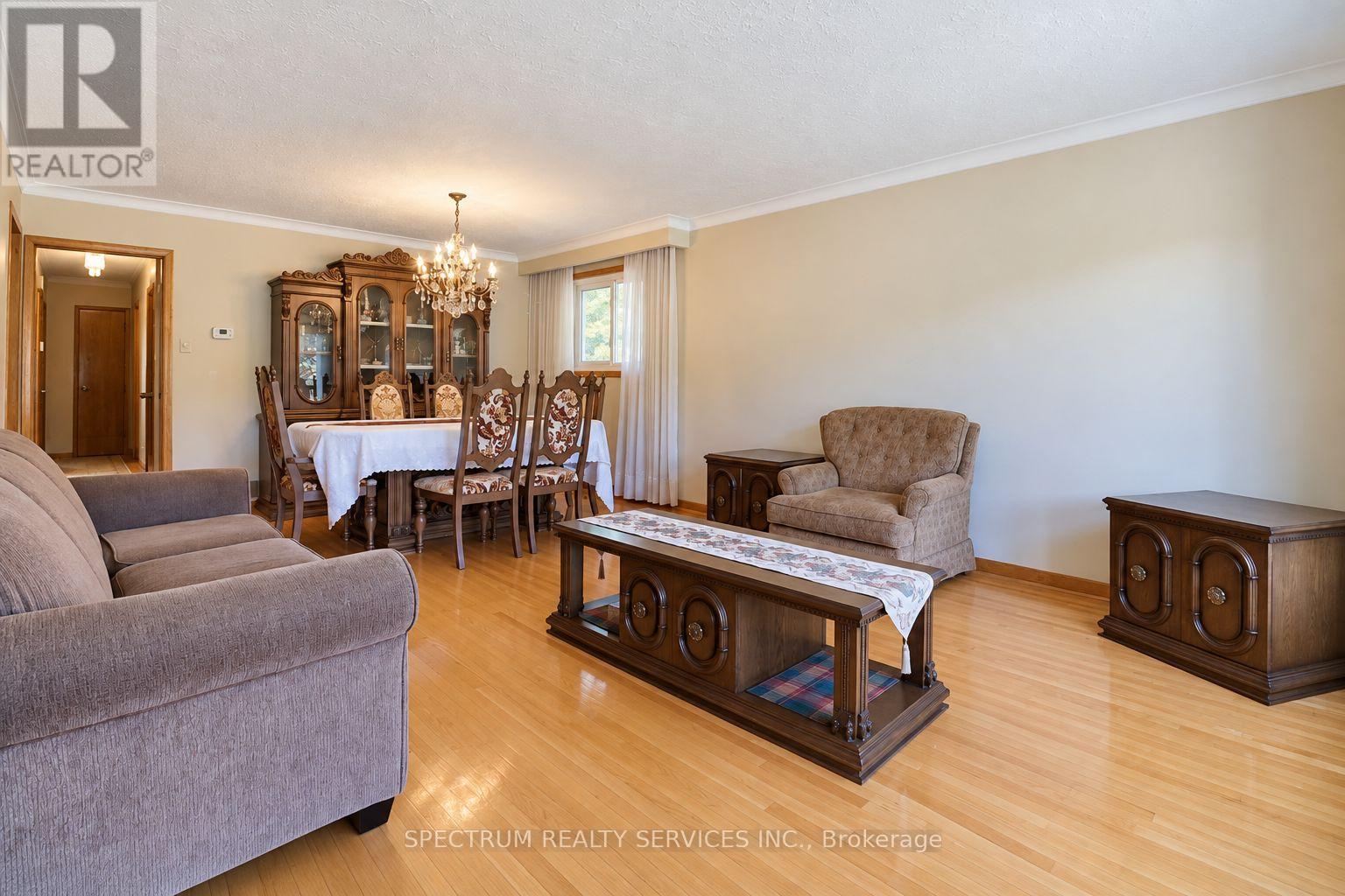 42 Berkham Road, Toronto, Ontario  M1H 2T4 - Photo 6 - E14108866