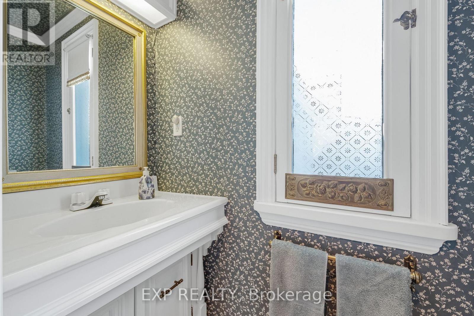 9 Turner Street, Georgina, Ontario  L4P 3C8 - Photo 16 - N14111130