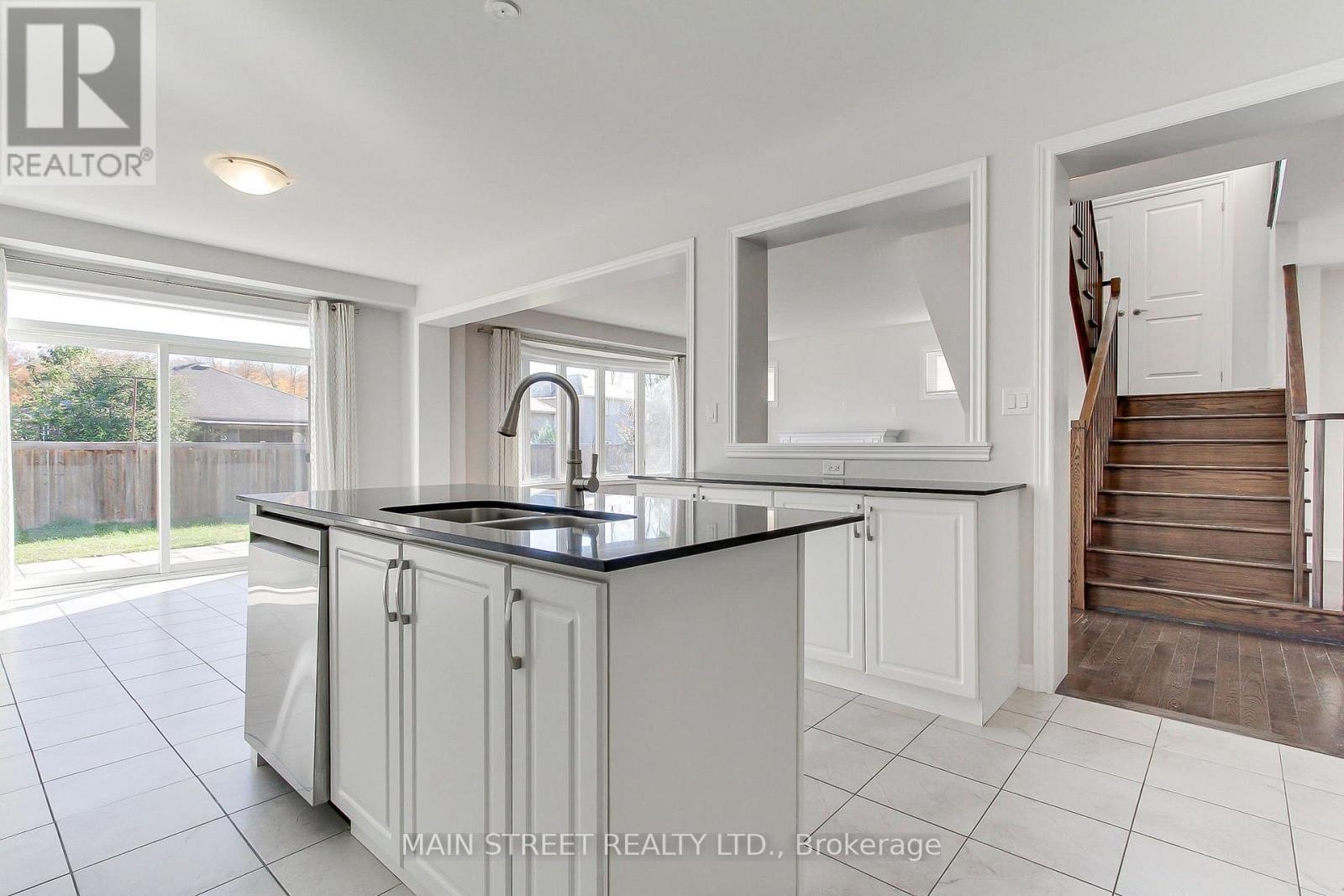 1283 Blackmore Street, Innisfil, Ontario  L9S 0J8 - Photo 15 - N14111234